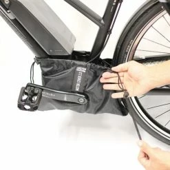 NC-17 Connect - Housse De Protection Pour Moteur Central -Vélos électriques Soldes nc 17 connect housse de protection pour moteur central montage 3 3840x2160